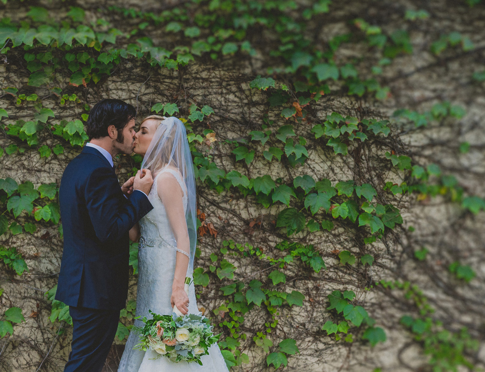 bridal portrait - Bride and Groom at Los Angeles River Center and Gardens